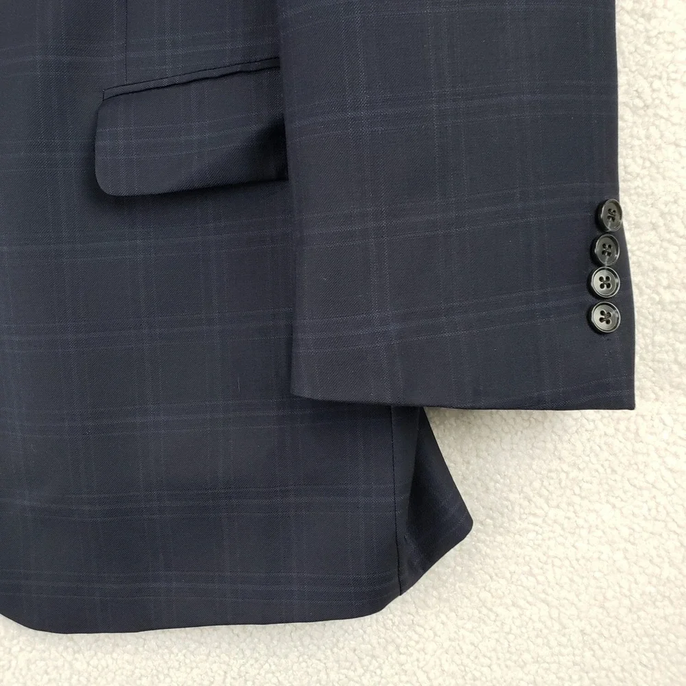 Jos A Bank Traveler Windowpane Plaid Wool Blazer Mens 46R Navy Blue Tailored Fit